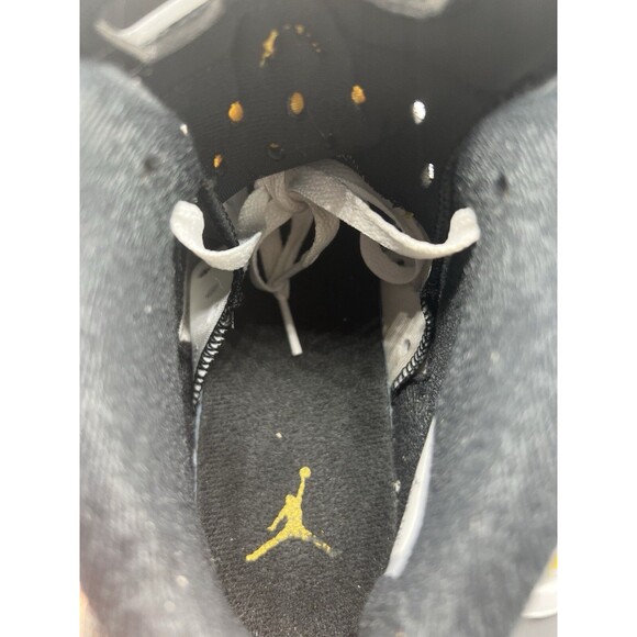 Air Jordan 6 Retro \'Yellow Ochre\' (GS) Size 6Y / Women’s 7.5 (384665-170) USED main image 4